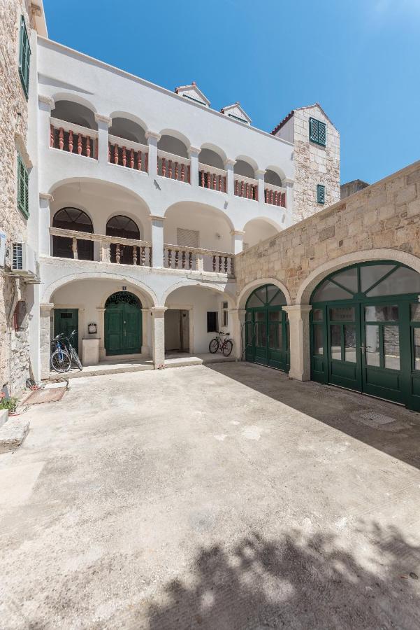 Heritage Palace Listun Makarska Buitenkant foto