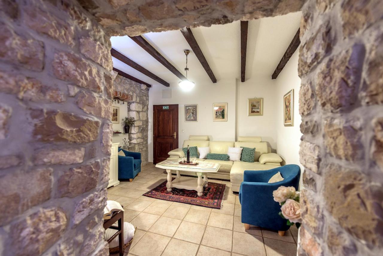 Heritage Palace Listun Makarska Buitenkant foto