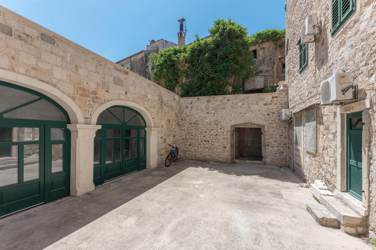 Heritage Palace Listun Makarska Buitenkant foto