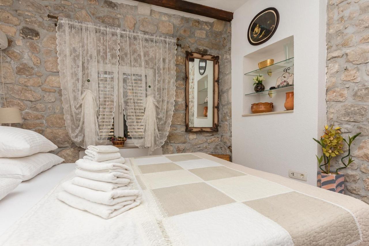 Heritage Palace Listun Makarska Buitenkant foto