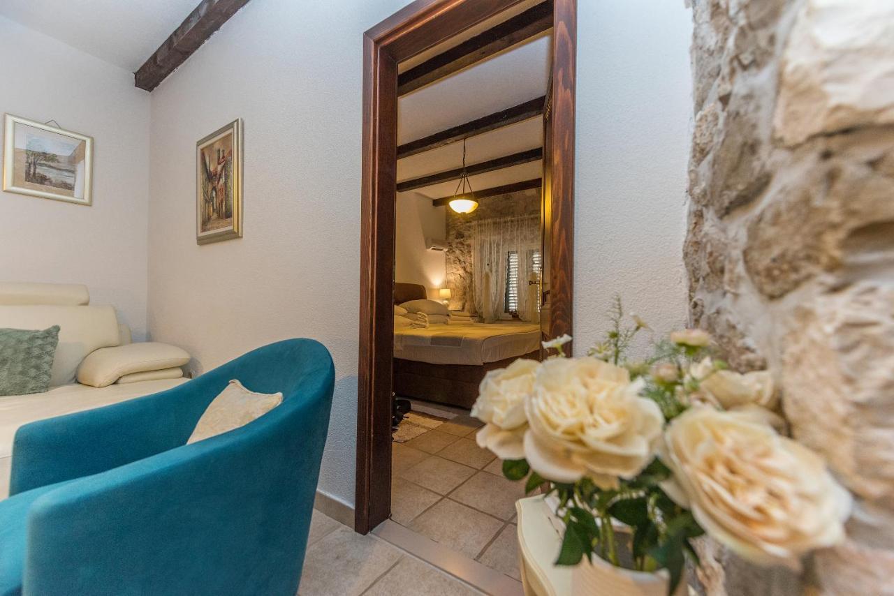 Heritage Palace Listun Makarska Buitenkant foto
