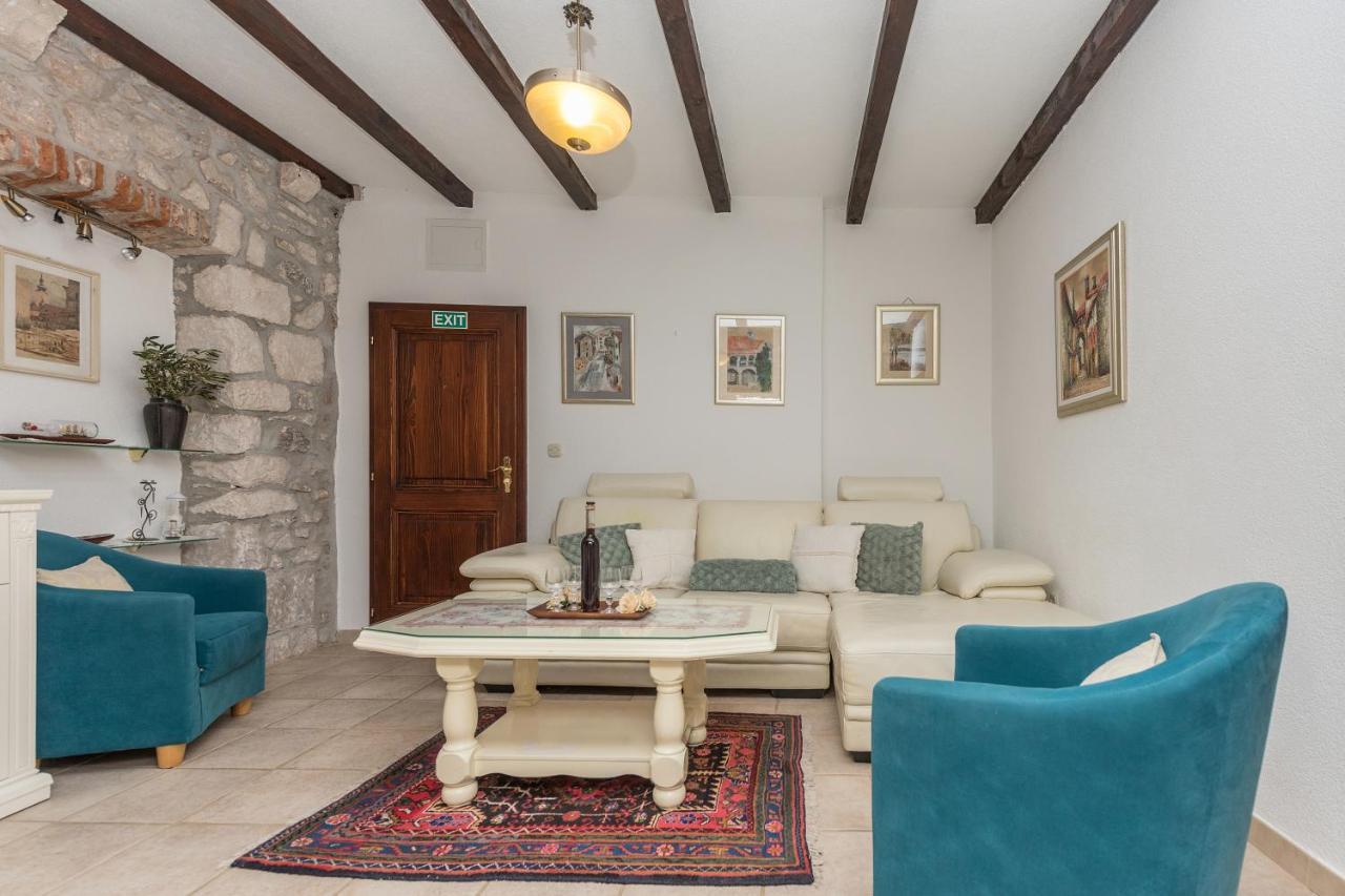 Heritage Palace Listun Makarska Buitenkant foto