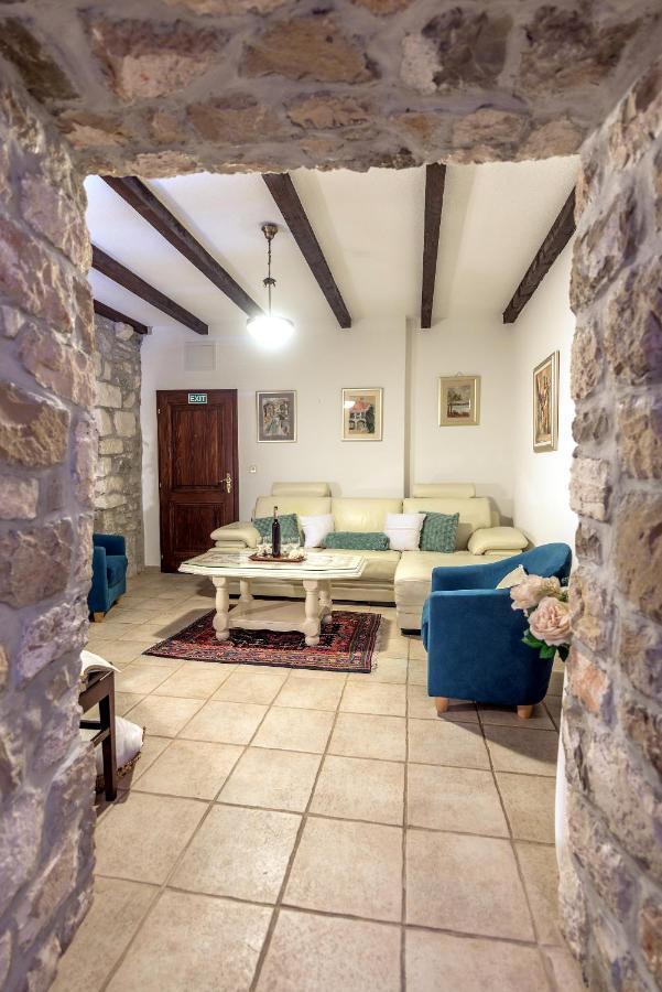 Heritage Palace Listun Makarska Buitenkant foto